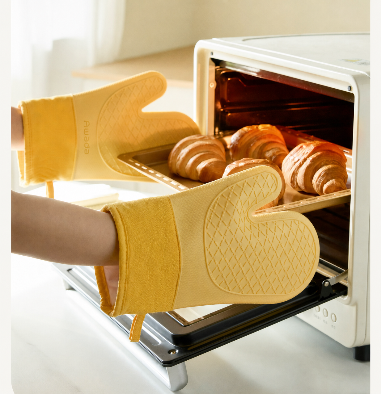 Heat-Resistant Silicone Oven Mitts